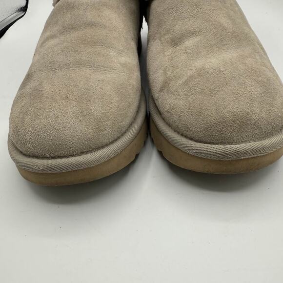 Ugg Classic Gray Mini Metallic Silver Women’s 6 - Picture 8 of 10
